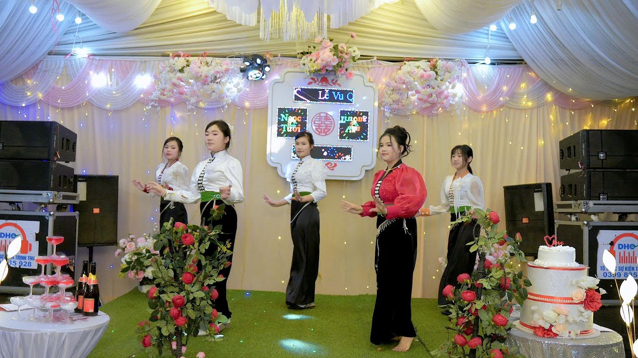 MÚA LET'S TALK ABOUT A MAN REMIX DO CÔ DÂU CÙNG ĐỘI MÚA GIA ĐÌNH MÚA MỪNG ĐẠI LỄ VU QUY CỦA MÌNH