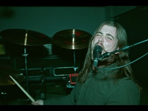 IVY GARDENS – Burden (Live in Room 208)