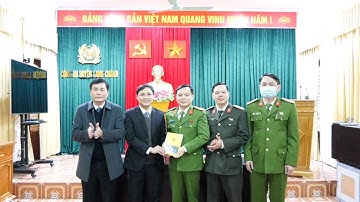 Chủ tịch UBND Huyện thăm, chúc Tết lực lượng Công an Huyện