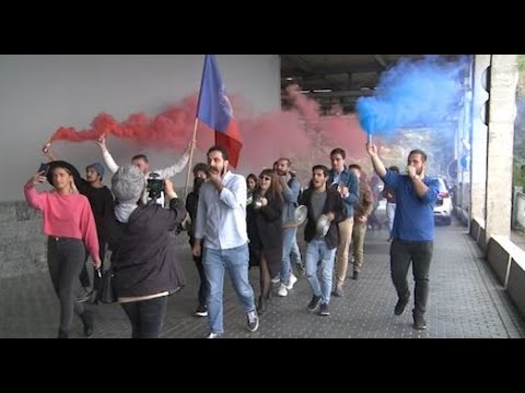 პროტესტი ივანიშვილის 8-წლიან მმართველობას - მორიგი აქცია შუშებიან სასახლესთან