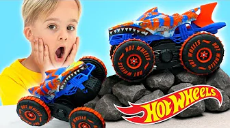 Sharks vs. Dinosaurs Toy Monster Truck Competition