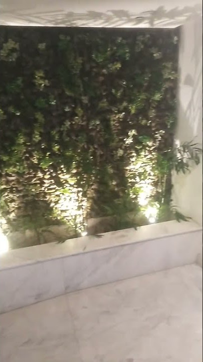 MOTIF WALL