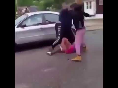 فصلان يا ورده مكنه في البستان