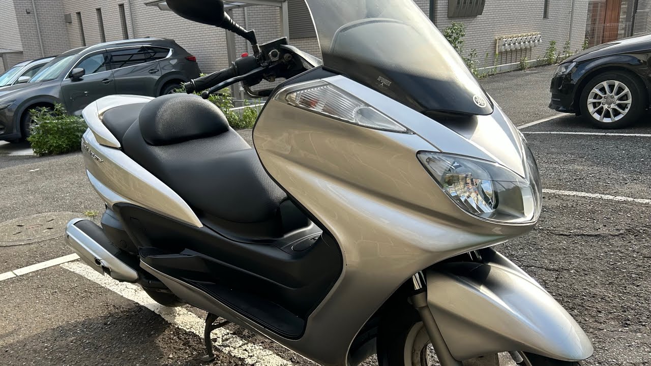 横浜発。ビックスクーター・ヤマハ・グランドマジェスティ250(SG15 J