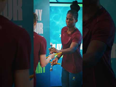 Bunny Viv & Kirsten do the Xylem Water Challenge!  #football #mancity #wsl #womensfootball