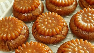 Making chewy 'Yakgwa' cookies, a hot dessert these days