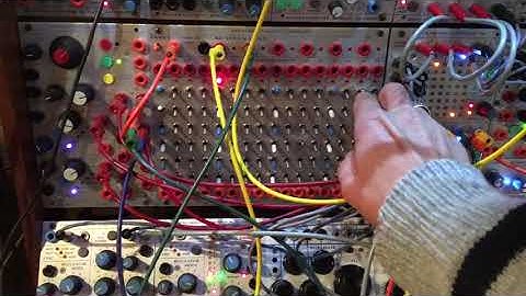 12 10 20 Buchla Modular System & Késako