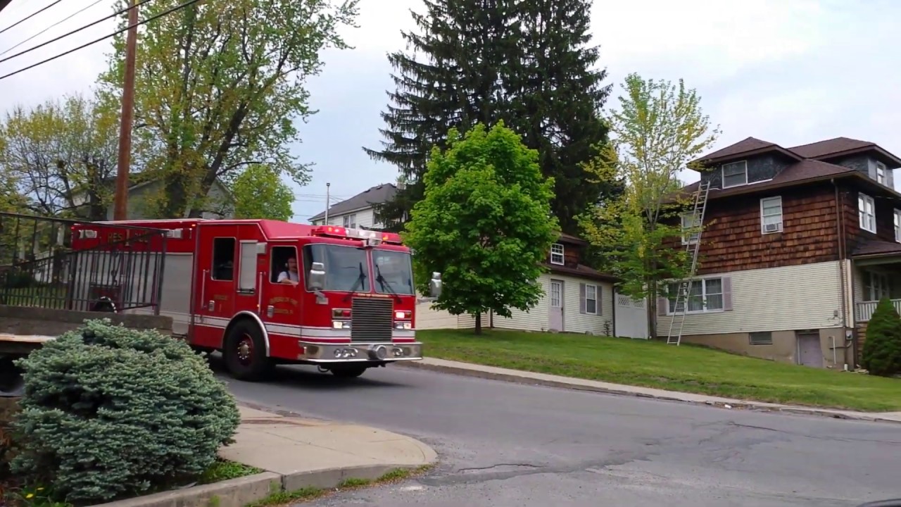 Scranton Fire Rescue 1 Responding in Bunker Hill Section of Scranton