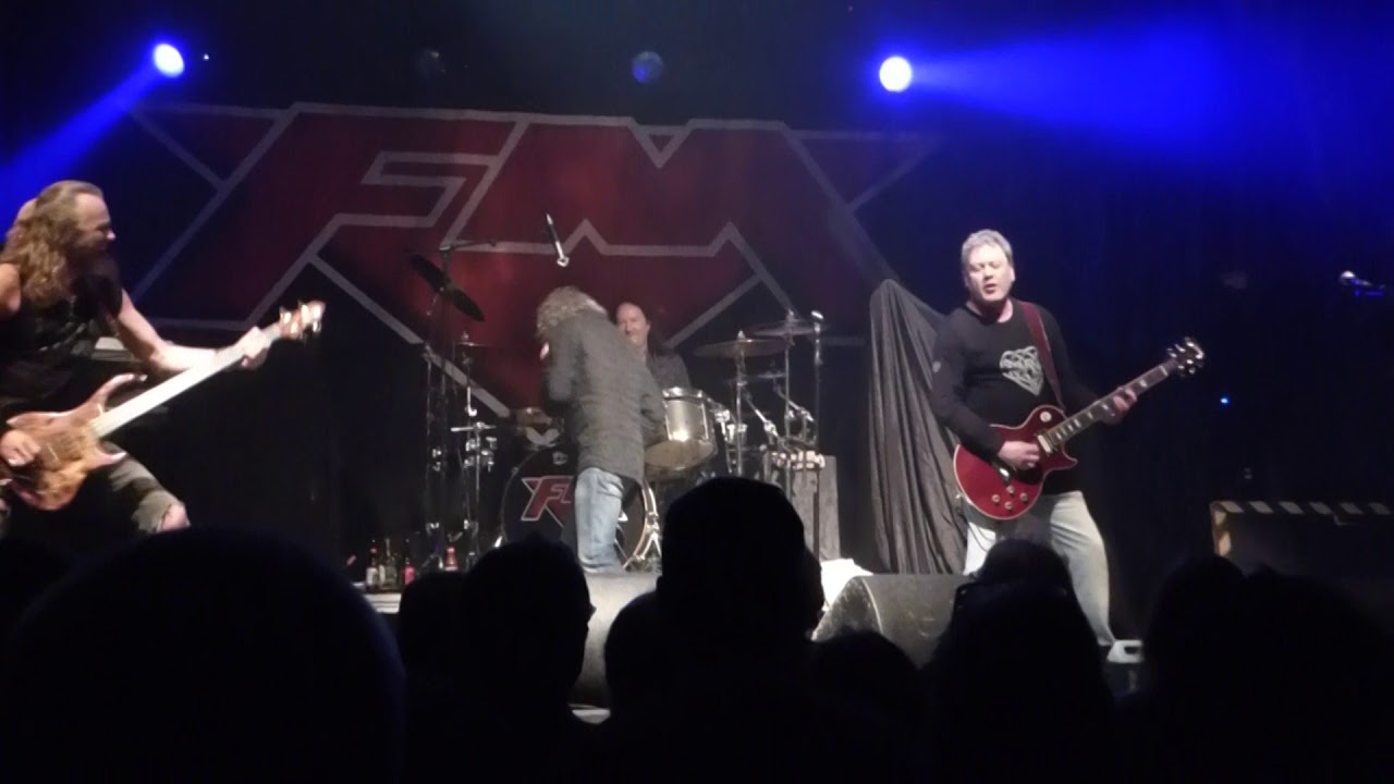 在 YouTube 上观看 We Don't Need A Reason ' Live ' DARE The Assembly Leamington Spa 2nd March 2019