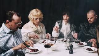 Winona Oak - Do You Hate Me Now