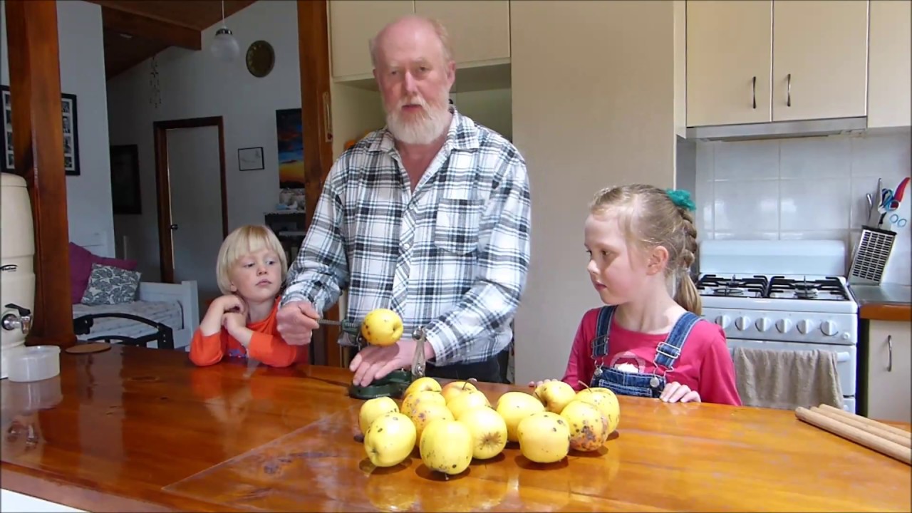 Drying APPLES in winter - OFF GRID!