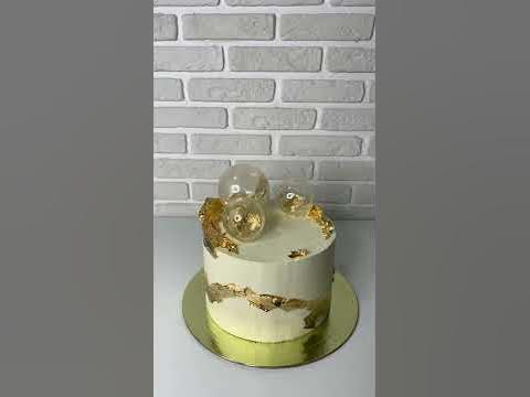 Торт с золотой поталью и шарами из изомальта. - YouTube