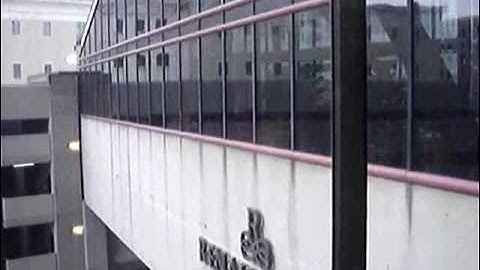 EPIC FAIL! Pressing call button instead of Door Close elevator alarm