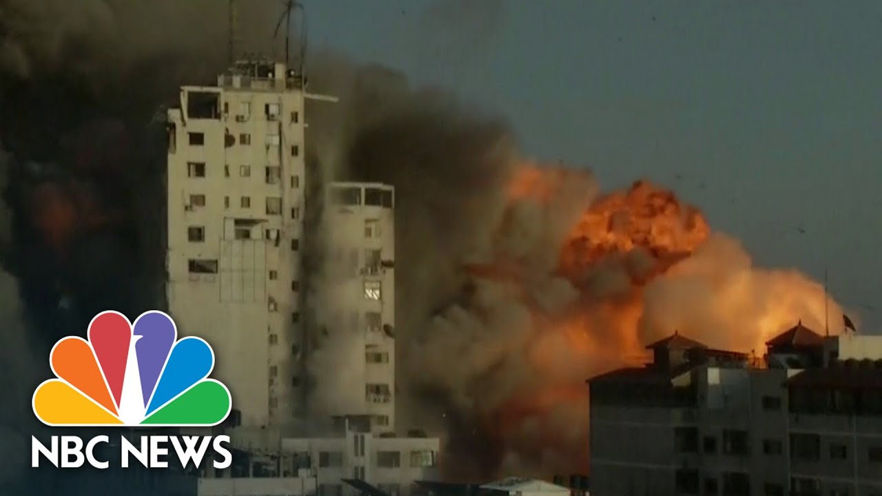 14-story Building In Gaza Collapses After Israeli Airstrikes