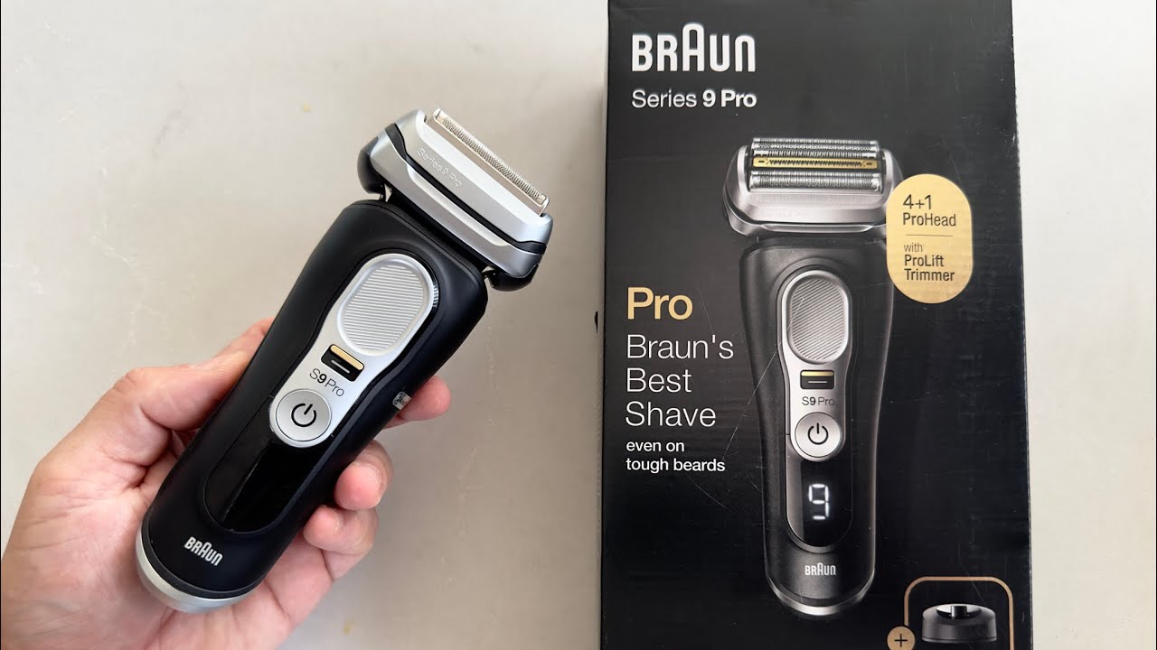 BRAUN 9477cc Electric Razor Instruction Manual