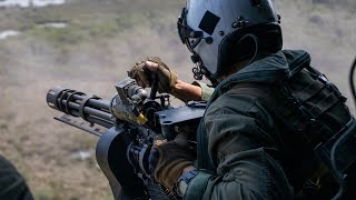 미 해병대 UH-1Y '베놈' 다목적 중형 헬기 7.62밀리 미니건,  70밀리 로켓 발사 등 근접항공지원