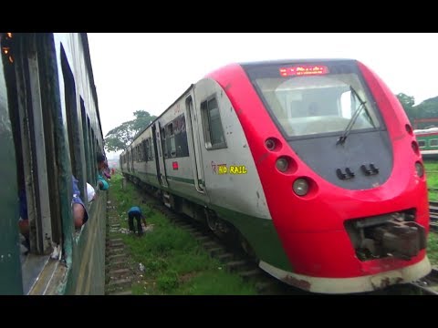 southern railway off peak times Jaidebpur commuter train entering kamalapur station,Dhaka