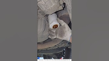 Oil Filter Changing Trick 🔧 #shortsfeed #automotive #mechanic #automobile