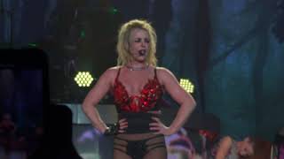 Britney Spears - Toxic (Live in Paris, Piece Of Me Tour - August 28) HD