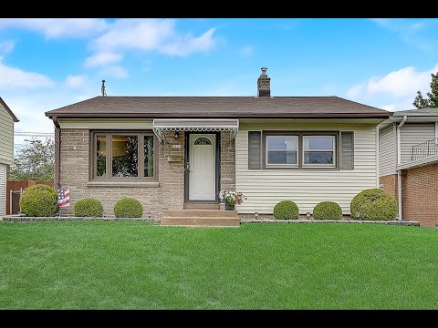 4807 S 25th St, Milwaukee, WI home video tour