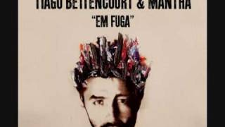 Video thumbnail of "Tiago Bettencourt & Mantha - Tens de Largar a Mão"