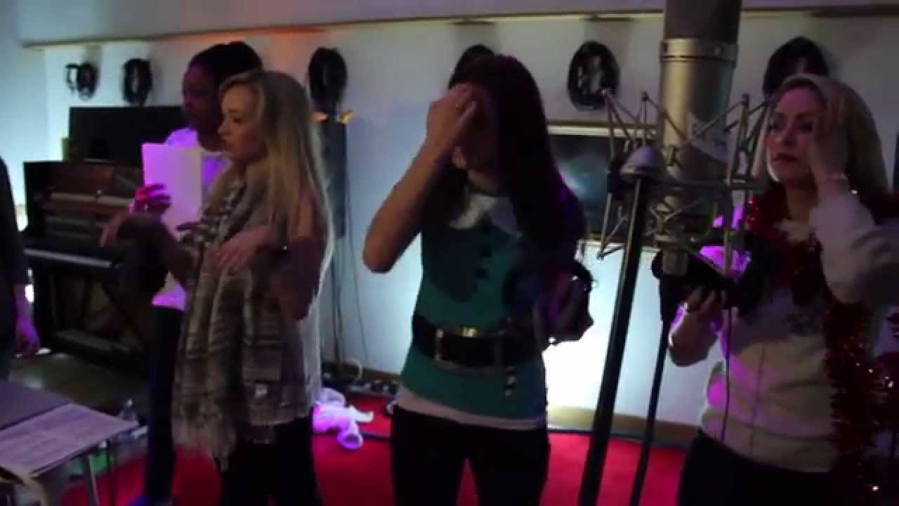 "A Joyful Christmas With... Enchorus" Recording Sessions Featurette