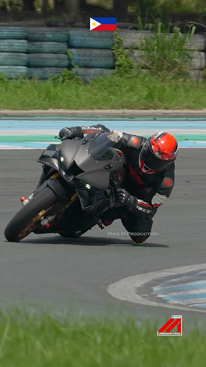 Honda CBR1000RR-R Fireblade #shorts #shortvideo #moto #rider #trending #sound #bikelife #motorcycle