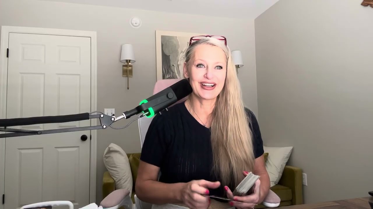 Думал, что они жиголо, а теперь они ШУТКА #таро #духовность #жиголо #шутка #сплетни #разоблачение