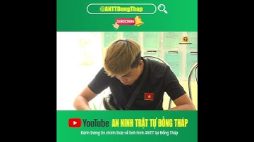 Giao nộp Công an số tiền trên 100 triệu đồng nhặt được