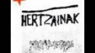 Video thumbnail of "hertzainak esaiok!!!!"