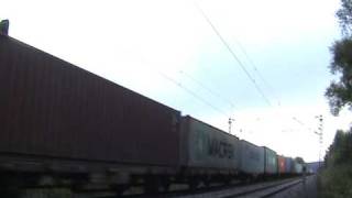 BR151 mit Containerzug auf dem Weg nach Köln-Bonn bei Rheinbreitbach