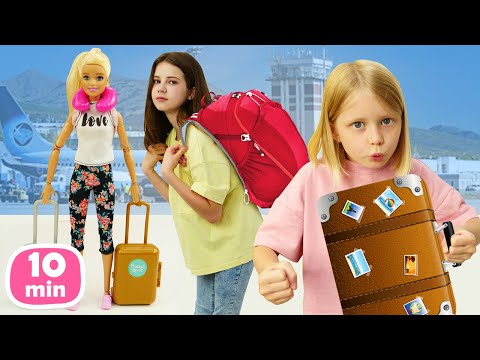 Видео: Кукла Барби собирается на море! Что же она с собой возьмет? Интересное видео про игры для девочек