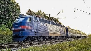 ЧС4-018 з поїздом №22/103 Львів — Харків/Краматорськ