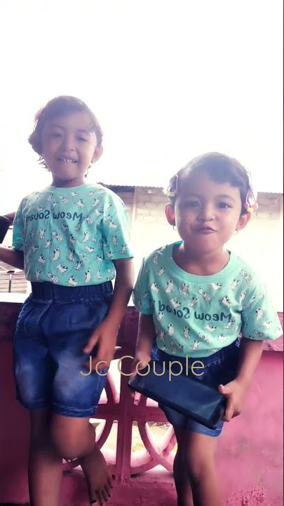 Adik Kakak Lucu