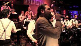 Video-Miniaturansicht von „CMQ Big Band - "Que bueno baila usted"“