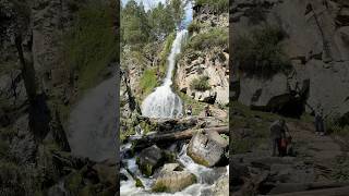 Камышлинский водопад. Алтай #алтай #чуйскийтракт Наш телеграм https://t.me/VokrugSvetaZa80Let ✅