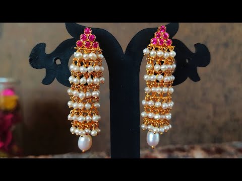 Gold Ear Hangings
