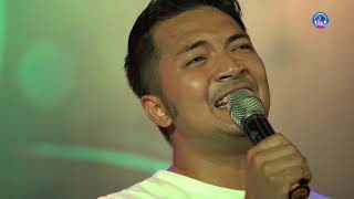 IHSAN TARORE - TERIKAT | LIVE PERFORMANCE AT LET'S TALK MUSIC