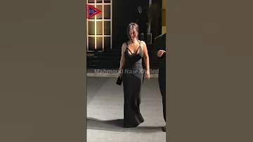 هدي الاتربي لحظة خروجها من حفل شاهد وفودافون 