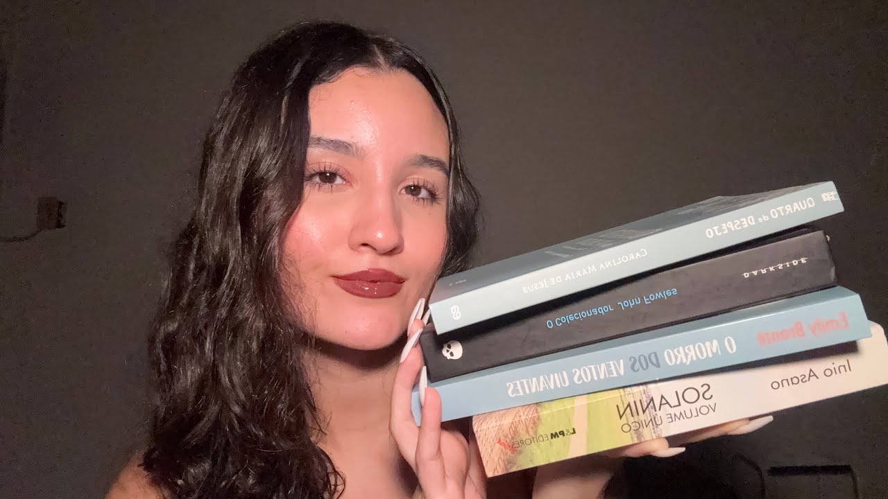 asmr | tapping nos meus livros & sussurros