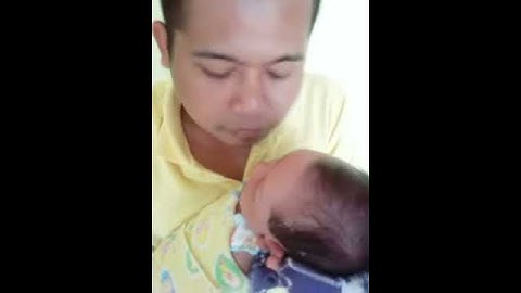 Deg Ghaza di cium ayah.....😍😘😍😘😘😘