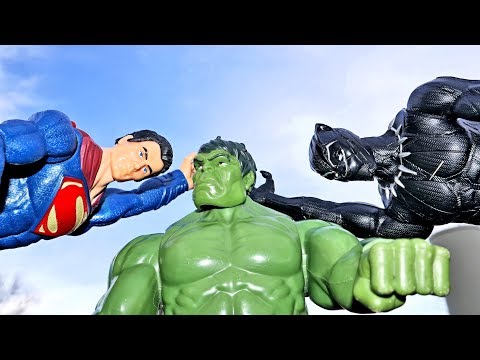 Superman vs Hulk Epic Fight + Black Panther Superhero Action Figures battle!