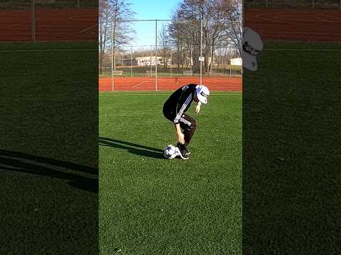 Learn this move #trenerdryblingu #football #skills #soccer #learning