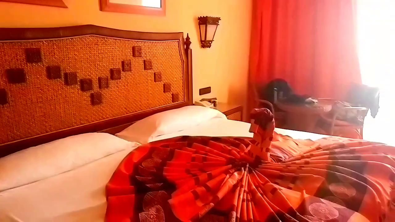 Riu Touareg Hotel Towel & Bedsheet Animals & Creations, Boa Vista, Cape