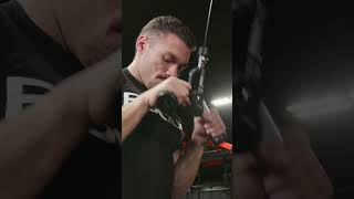 Full 360 Rotation On The Rogue Rotating V-Grip Cable Attachment #ryourogue @roguefitness