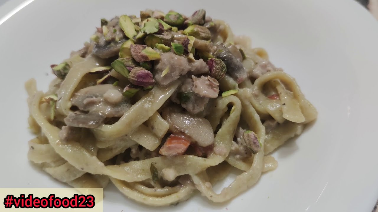 Cosa faccio con PASTA MAKER PHILIPS Tagliatelle al pistacchio con