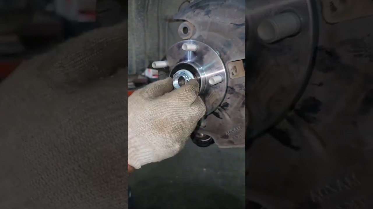 Car Front Wheel Hub & Axle Nut Replacement! 🚗🔧 #shorts #carrepair #mechanic #auto #viral