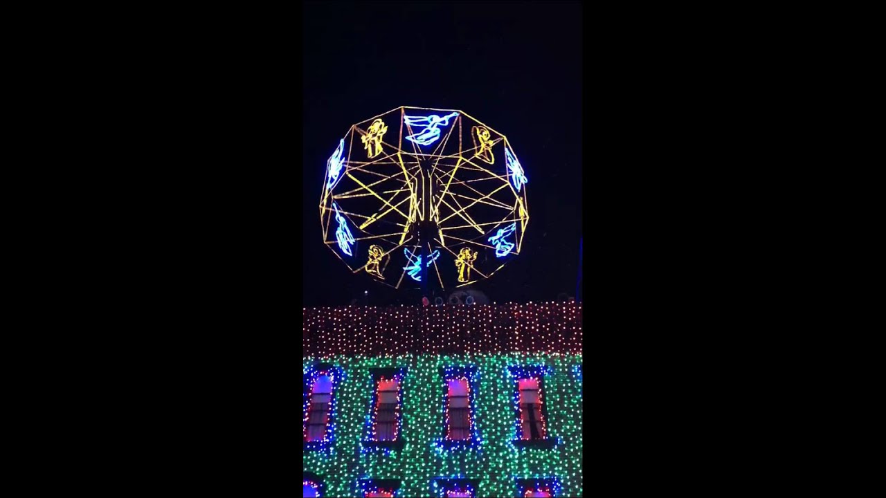 video phone beyonce mp3 Christmas Lights in Disney's Hollywood Studios