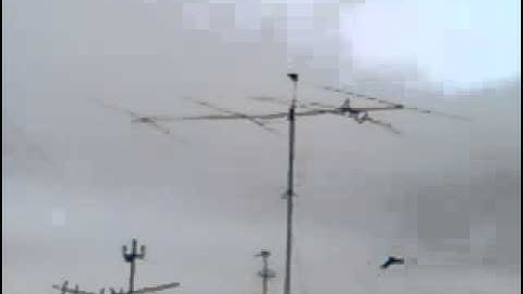 04/07/2014 CROWS FLY AWAY FROM 5 EL 10M BAND "G0KSC" YAGI ANTENNA