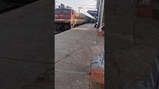11027 Dadar Satara Exp Arrival at pandharpur #indianrailway #shorts #dadar #satara #arrival